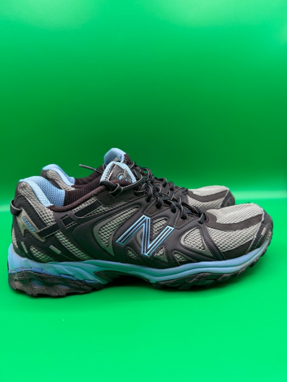 New Balance Black & Light Blue Trail Sneakers